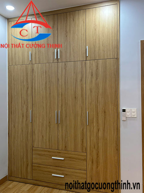 Mẫu tủ quần áo âm tường gỗ MDF sang trọng