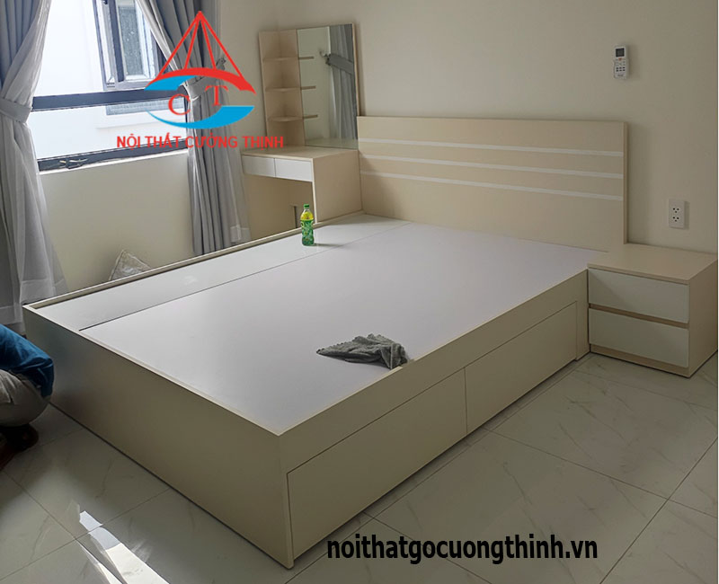 Mẫu giường ngủ đẹp gỗ công nghiệp HDF có ngăn kéo 