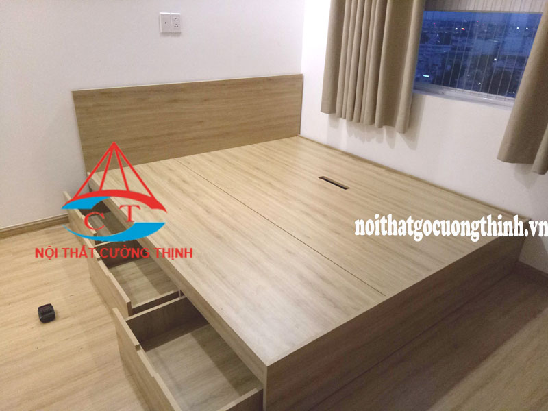 Giường ngủ có 3 ngăn kéo bên hông giường đẹp ở chung cư Quận Thủ Đức