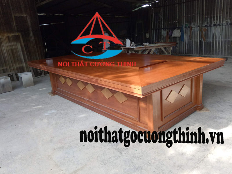 Bàn họp đẹp gỗ tự nhiên cho văn phòng lớn, sản xuất tại Thủ Đức TPHCM lắp đặt tại Bình Dương