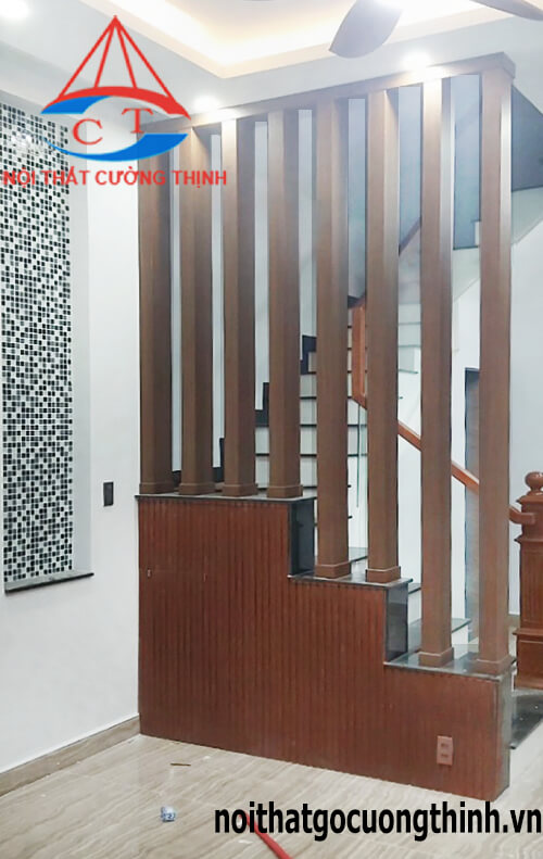 Mẫu lam gỗ cầu thang kết hợp nhựa cho phòng khách đẹp bền