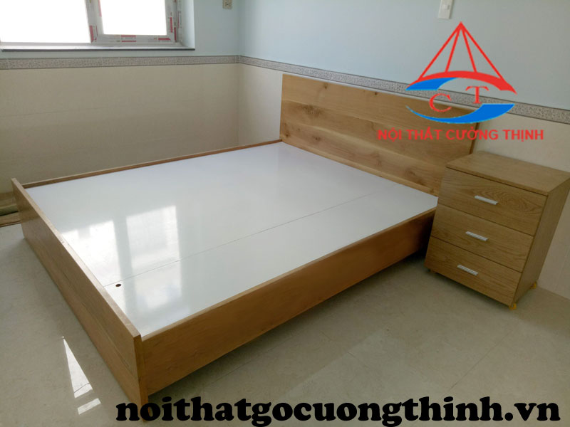 Các mẫu giường ngủ gỗ tự nhiên đẹp 1m6 lắp đặt Quận Thủ Đức