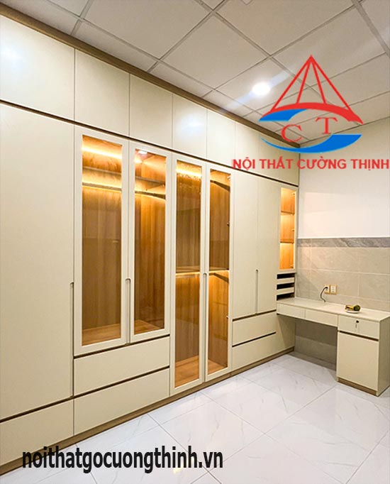 Tủ quần áo cánh kính hiện đại kịch trần 3m5x2m86 có đèn kết hợp bàn học làm việc